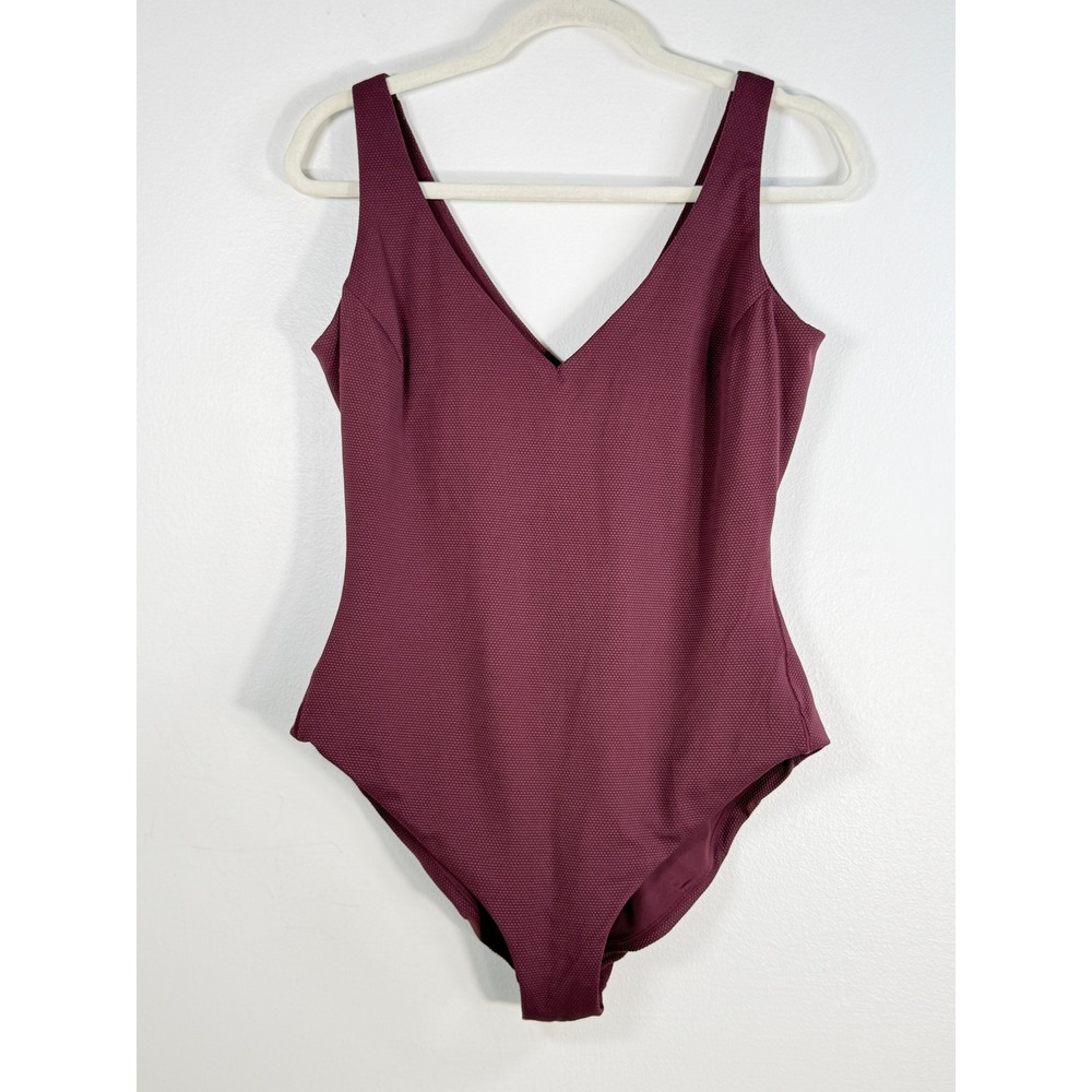 Spanx One Piece Swimsuit Womens 1X Pique Plunge Burgundy Shaping Vacation EUC
